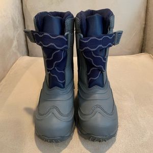 Boys snow boot, LL Bean, size 10